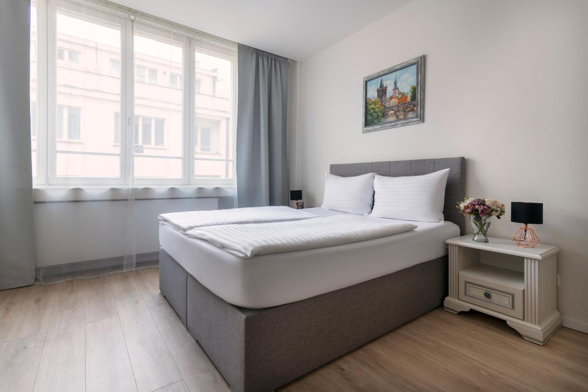 Prague Serenity Suites And Apartments Kültér fotó